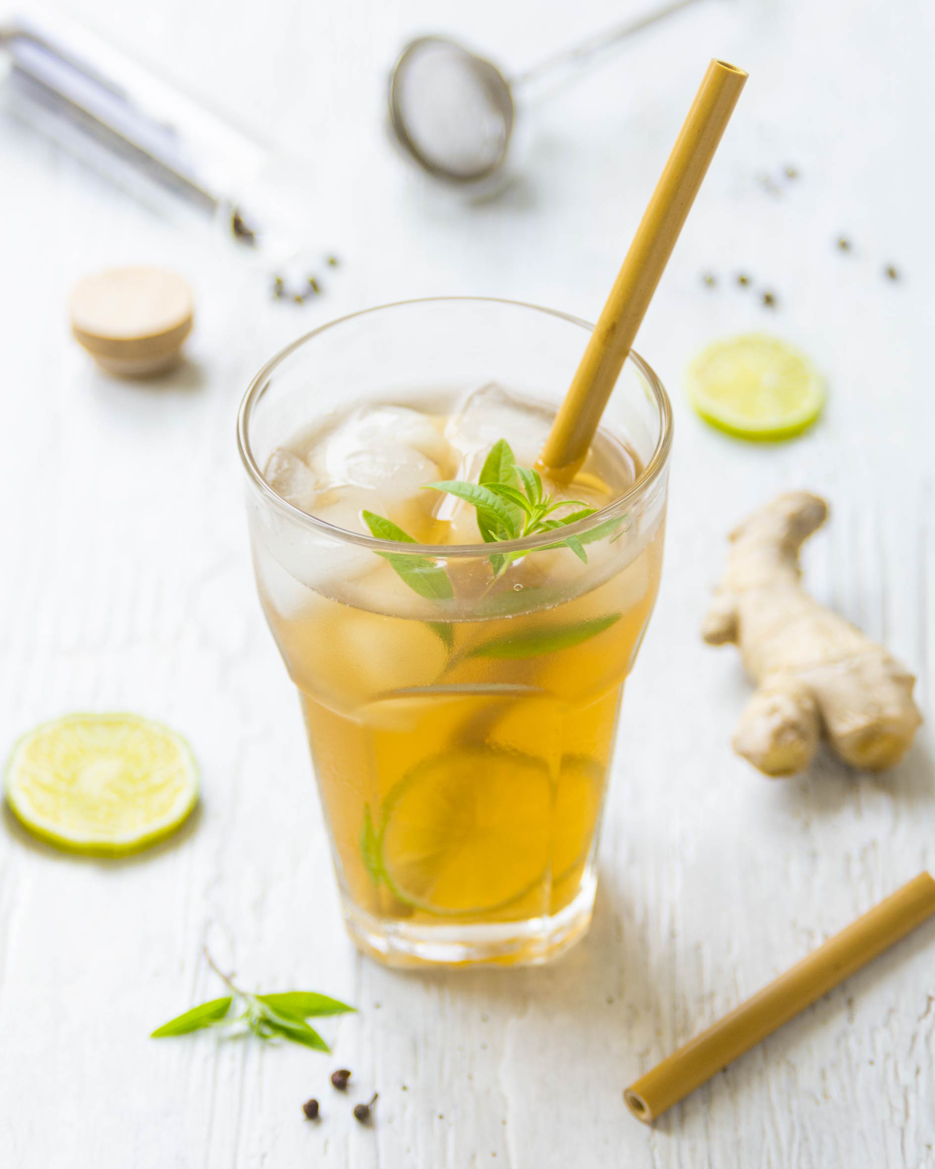 Mocktail speziato: il drink analcolico al tè e pepe di Sichuan